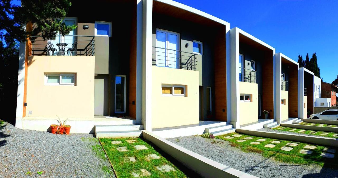 Ananda Apart Tandil - Dptos En Alquiler Temporario Exterior foto